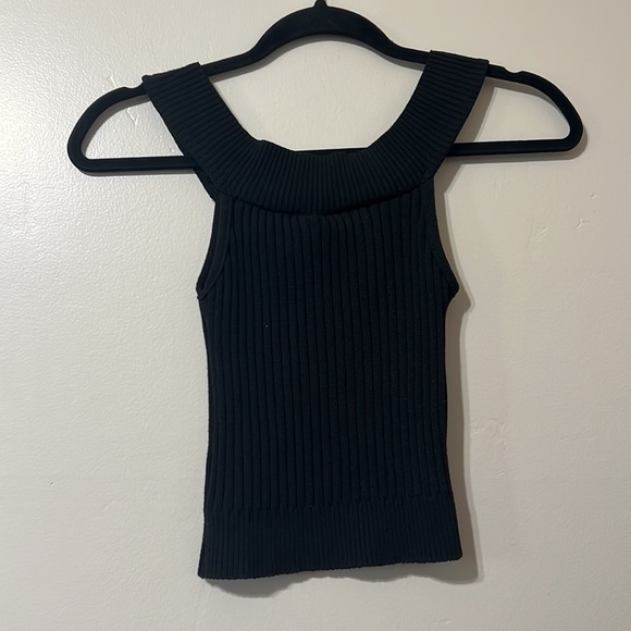 Ribbed Halter Top - Picture 5 of 5